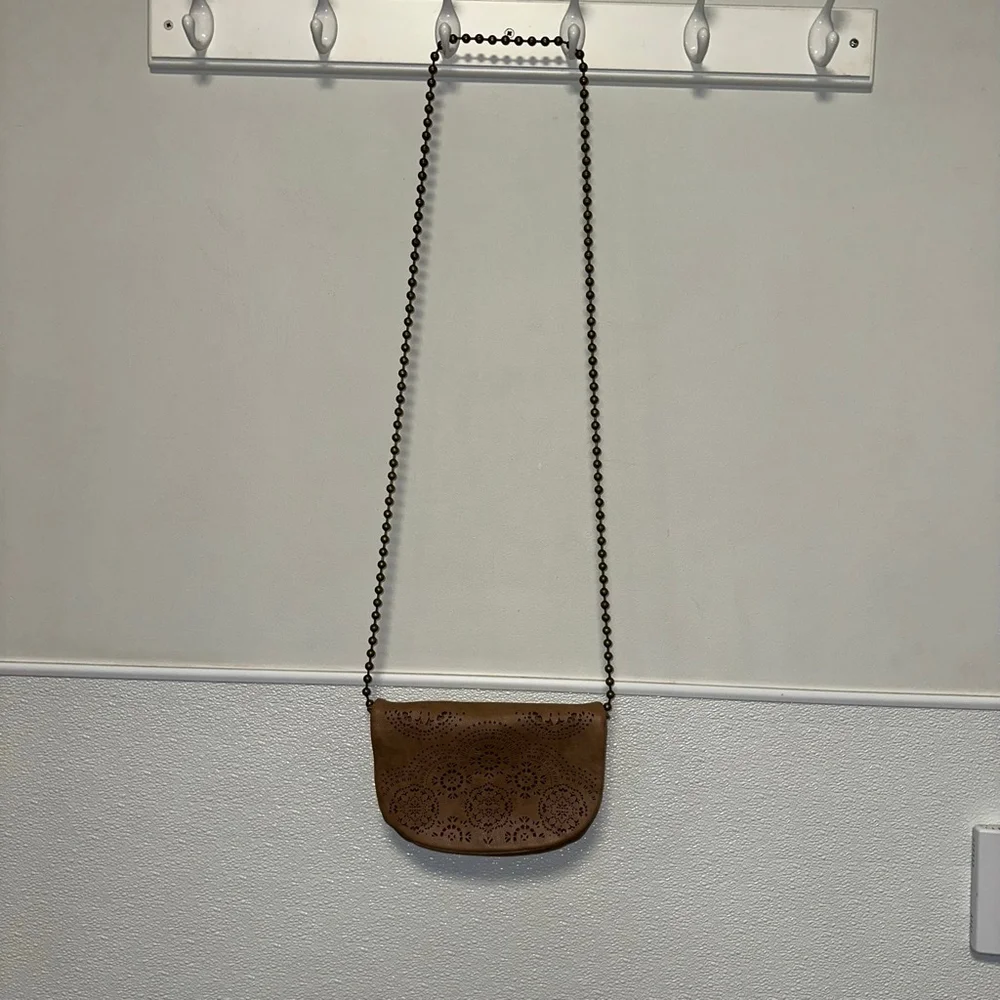 T-Shirt & Jeans Tan Laser Cut Crossbody Bag geometric ball chain strap purse